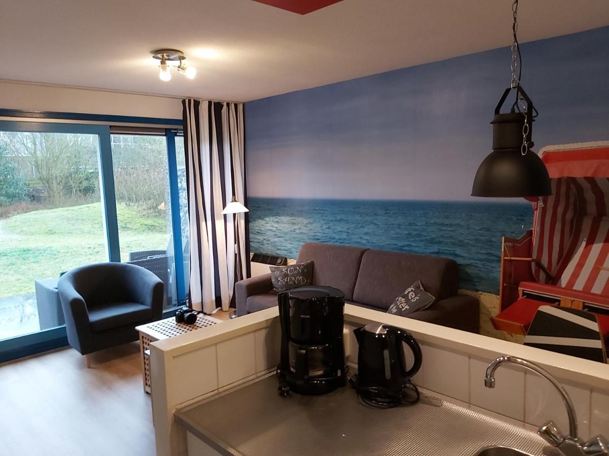 'T Strandhuys En De Vuurtoren, Met Eigen Keuken, Zonnig Terras Nabij Dorp, Duinen En Strand, Incl Verwarmd Binnen Zwembad Hollum  Zewnętrze zdjęcie