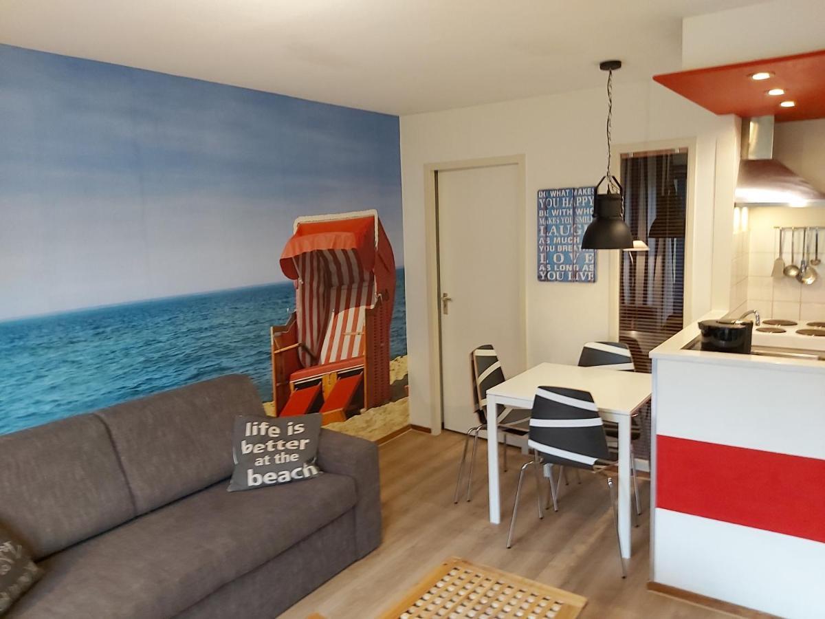 'T Strandhuys En De Vuurtoren, Met Eigen Keuken, Zonnig Terras Nabij Dorp, Duinen En Strand, Incl Verwarmd Binnen Zwembad Hollum  Zewnętrze zdjęcie